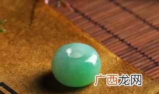 玉髓和翡翠有什么区别 翡翠玉髓价格
