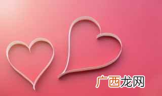 纯爱电影中他认为较为出众的是十年前上映的《怦然心动》 纯爱是啥意思，纯纯的爱什么意思