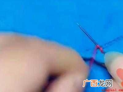收领口小妙招的具体操作步骤 收领口小妙招