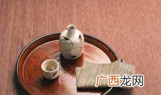 清香型白酒的特点有哪些 清香型白酒和浓香型白酒的区别