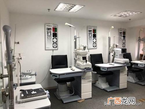 眼镜验光师报考条件 普通人怎么考取验光师