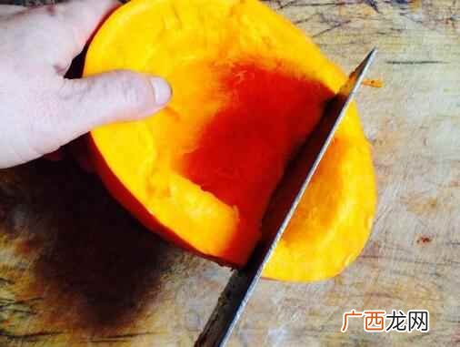 切开的南瓜怎么保存比较好 切开的南瓜怎么保存