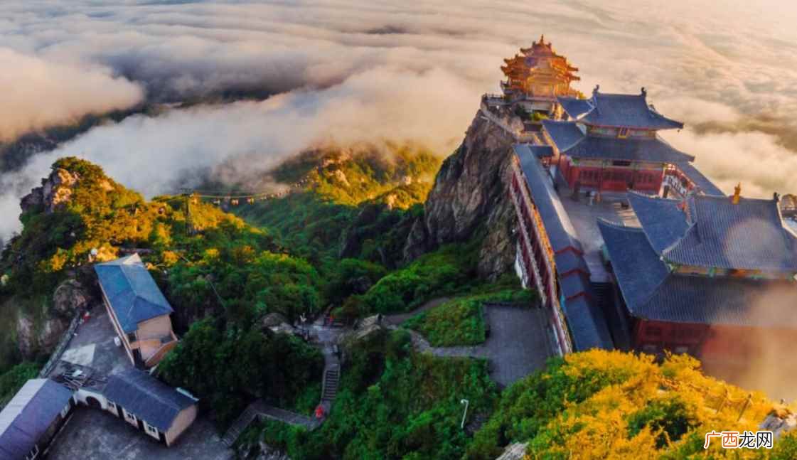 老君山有多高有多少米 老君山有多高
