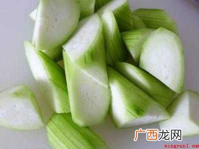 丝瓜和什么菜搭配炒的具体操作步骤 丝瓜和什么菜搭配炒