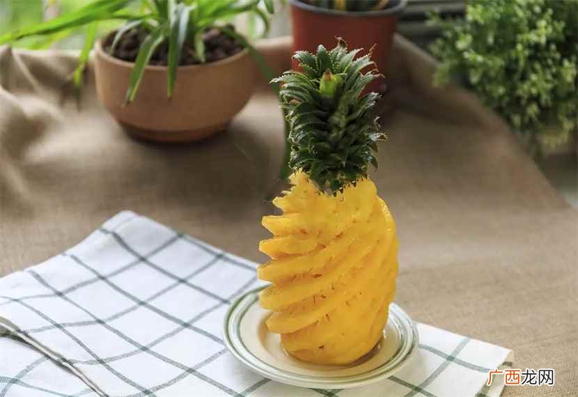 菠萝怎么挑选 菠萝怎么挑