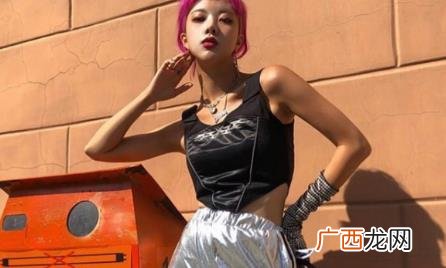 y2k风格穿搭什么意思 y2k是什么风格衣服