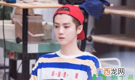 鹿晗七龙吐珠事件是真的吗