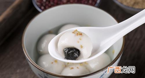 正月十五吃汤圆是早上吃还是晚吃 汤圆是十五早上吃还是晚上吃