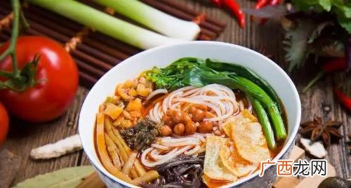 吃螺蛳粉身上有味道怎么办 螺蛳粉为什么是臭臭的