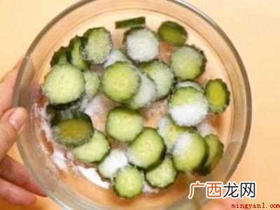 黄瓜如何晒成干菜的具体操作步骤 黄瓜如何晒成干菜