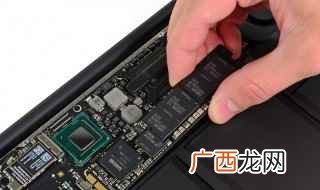 固态硬盘的读写速度在硬件本身受如下几个方面的影响 固态硬盘速度区别