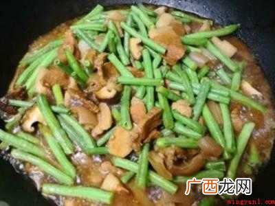 肉烧豆角怎样烧才好吃的具体操作步骤 肉烧豆角怎样烧才好吃