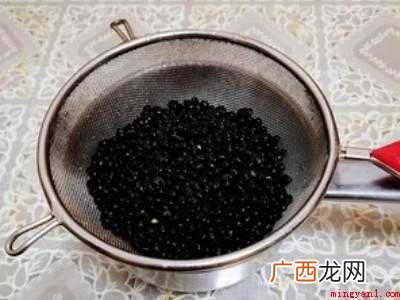 黑豆怎样食用的具体操作步骤 黑豆怎样食用
