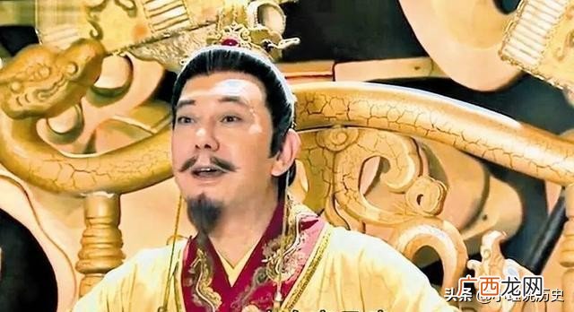 李白的哪几首诗形容描写杨贵妃 李白写杨贵妃的三首诗