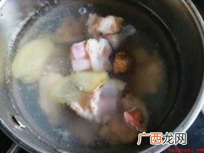 黄皮煲什么汤的具体操作步骤 黄皮煲什么汤