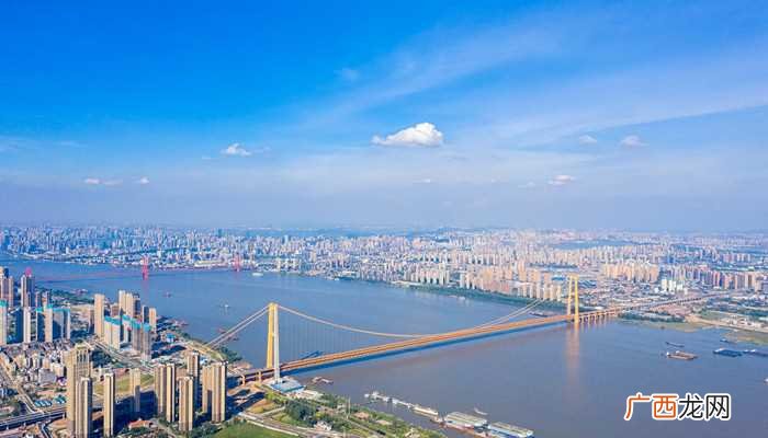 长江水能资源蕴藏量占全国的三分之一 长江最终流入什么海