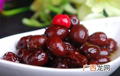 红枣煮了有白色的泡沫怎么办 煮红枣为什么有白泡沫