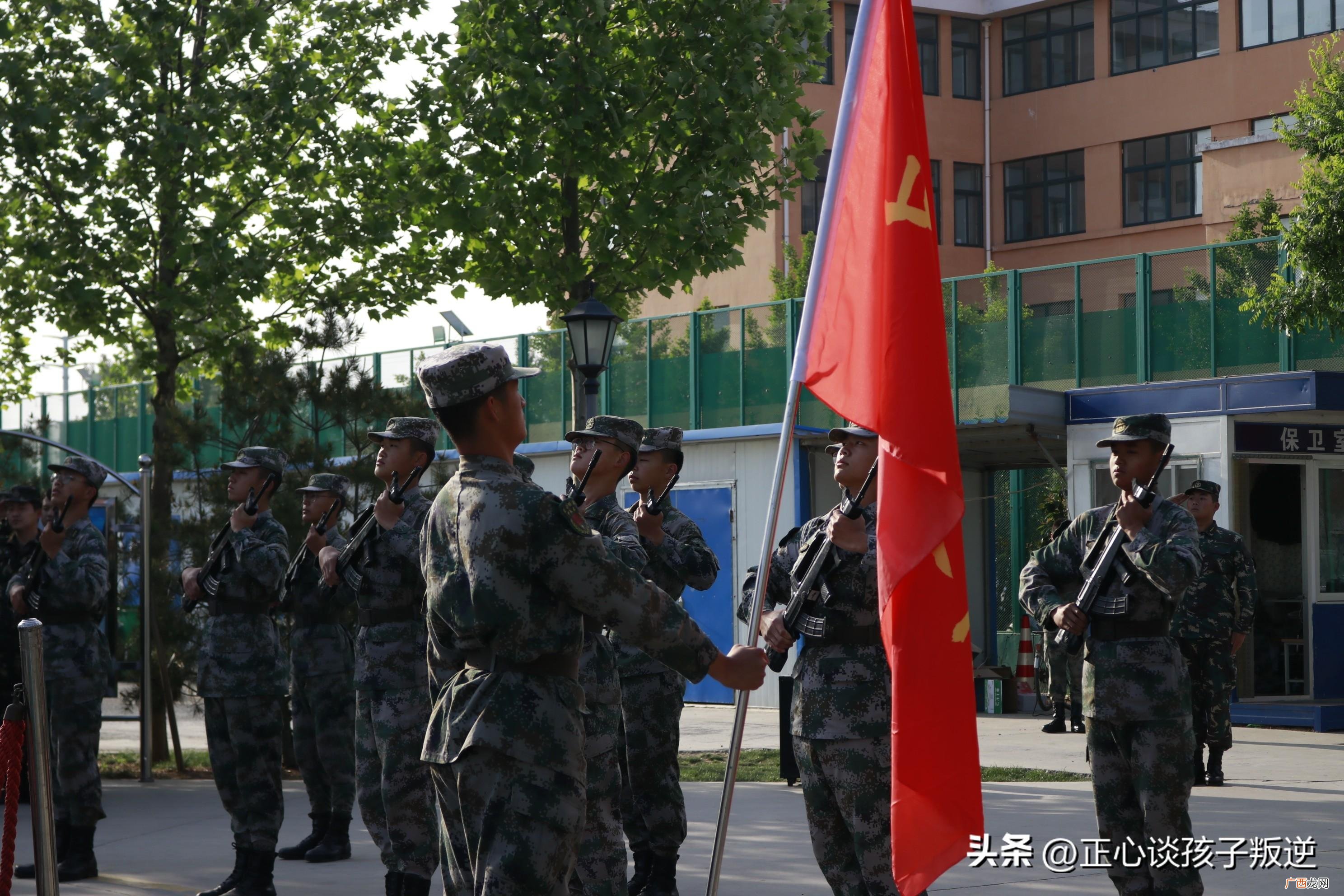 14一15岁叛逆期特别厉害 初中叛逆期的男孩子怎么去引导