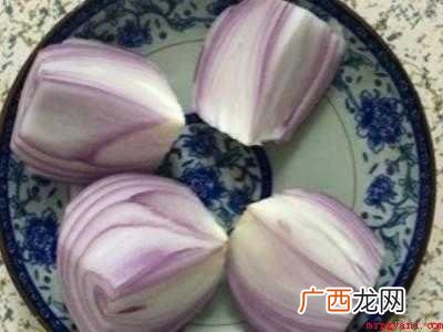 洋葱怎么剥的具体操作步骤 洋葱怎么剥