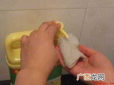 洗碗过程的具体操作步骤 洗碗的过程