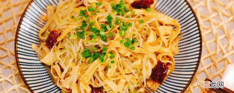 黄豆芽和什么炒好吃 黄豆芽和什么一起炒好吃