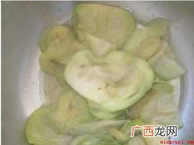 茄子馅怎么调的具体操作步骤 茄子馅怎么调