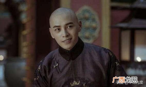 历史上乾隆对弘昼好吗 乾隆弟弟弘昼的一生到底有多荒唐