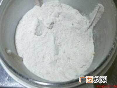 晒米粉肉要先腌制多久的具体操作步骤 晒米粉肉要先腌制多久