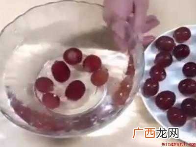 提子皮怎么好剥的具体操作步骤 提子皮怎么好剥