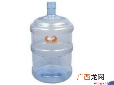桶装水的桶怎么清洗的具体操作步骤 桶装水的桶怎么清洗