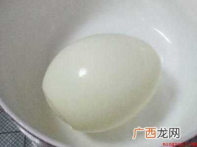 刮完胡子如何处理青色的具体操作步骤 刮完胡子如何处理青色