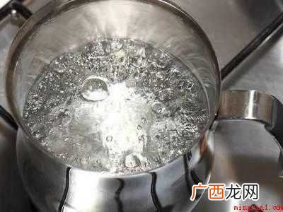 刮完胡子如何处理青色的具体操作步骤 刮完胡子如何处理青色