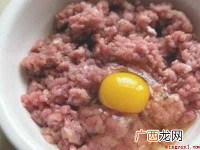 纯肉馅饺子怎么调馅的具体操作步骤 纯肉馅饺子怎么调馅