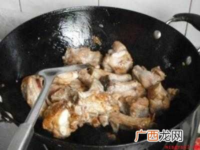 炖排骨的调料有哪些具体操作步骤 炖排骨的调料有哪些