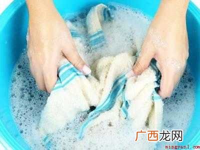 浴巾每天用完要洗吗的具体操作步骤 浴巾每天用完要洗吗