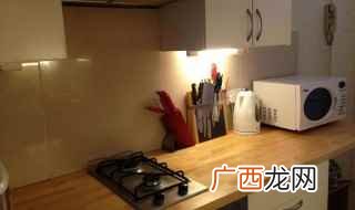 微波炉和烤箱有什么区别 烤箱跟微波炉哪个更适合家庭使用