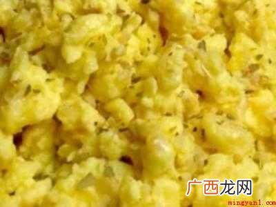 蛋炒饭如何把湿米饭炒干