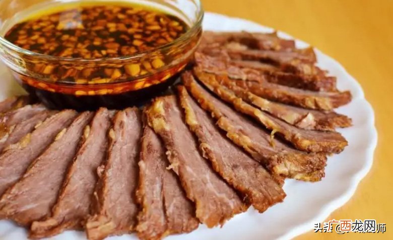 添加4养调料，牛肉酱香酥烂无腥味 最简单的卤牛肉方法