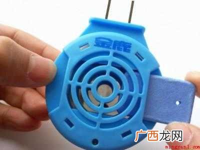 电蚊香片的使用方法的具体操作步骤 电蚊香片的使用方法