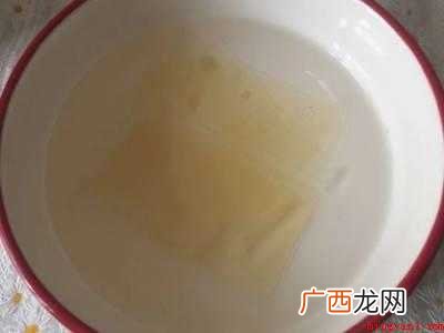 奶酪棒怎么吃的具体操作步骤 奶酪棒怎么吃