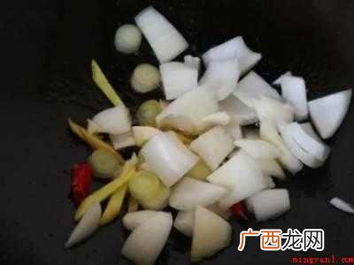 咖喱太稀怎么收汁的具体操作步骤 咖喱太稀怎么收汁