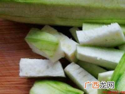 丝瓜烧汤怎么烧好吃的具体操作步骤 丝瓜烧汤怎么烧好吃