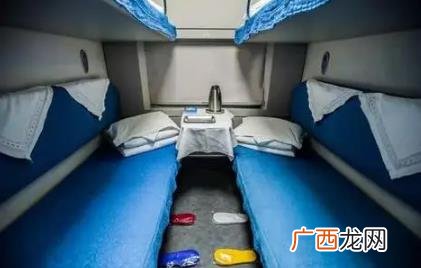 为什么火车票硬卧下铺要比上铺的价格 12306如何指定硬卧下铺