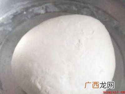 烩面怎么拉的具体操作步骤 烩面怎么拉