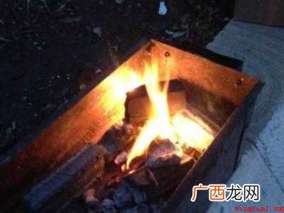 木炭如何快速点燃的具体操作步骤 木炭如何快速点燃