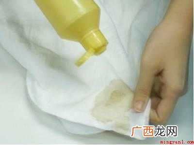 桑蚕丝油渍局部怎么洗的具体操作步骤 桑蚕丝油渍局部怎么洗