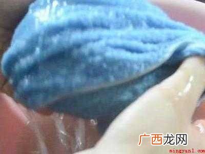 白瓷洗脸盆污垢怎么洗的具体操作步骤 白瓷洗脸盆污垢怎么洗