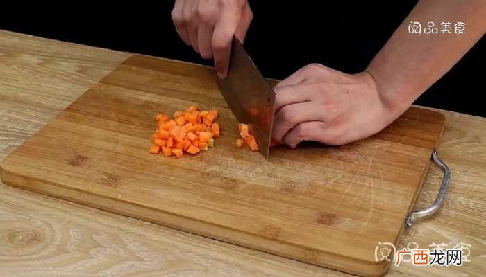 大米200克腊肉怎么做好吃 腊肉饭的做法电饭煲做家常