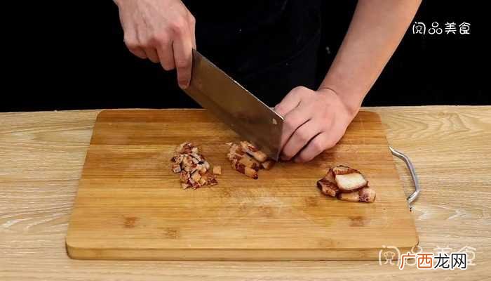大米200克腊肉怎么做好吃 腊肉饭的做法电饭煲做家常