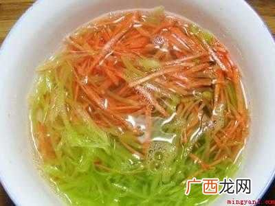 做什么菜适合放虾油的具体操作步骤 做什么菜适合放虾油